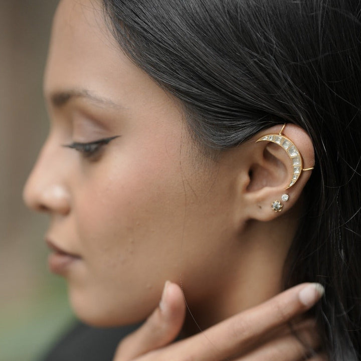 Chaand Earcuff