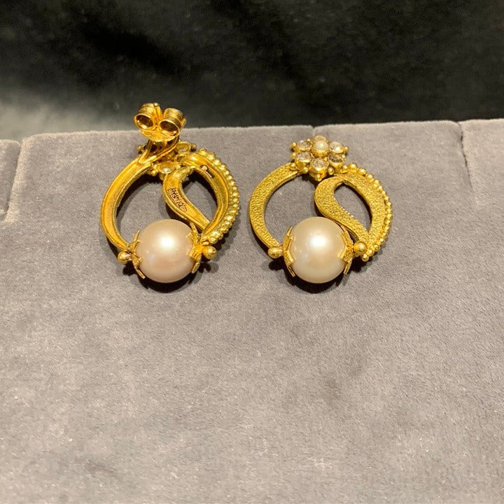 Pearlized Gold Delight Earrings