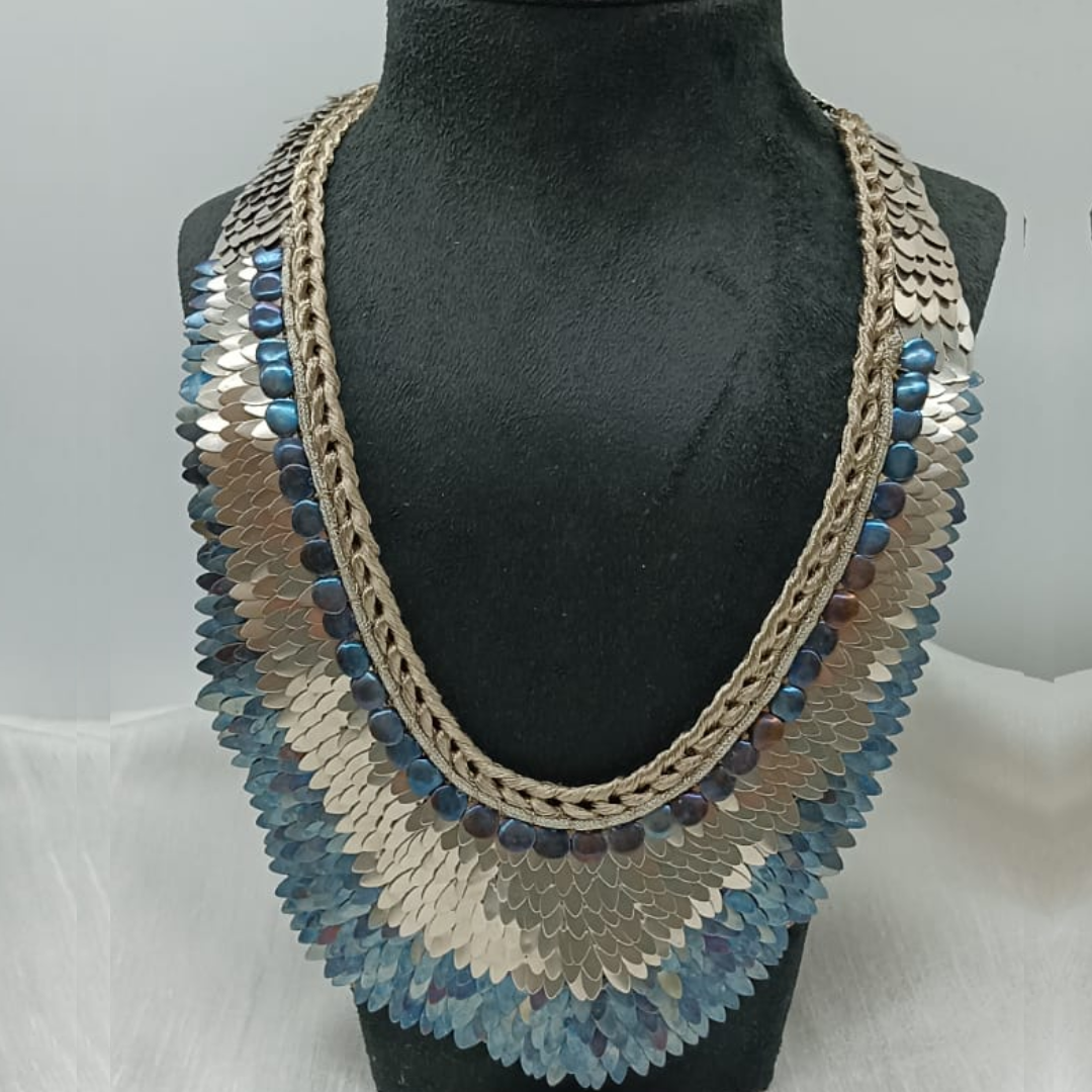 Truft Long Slim Neckpiece